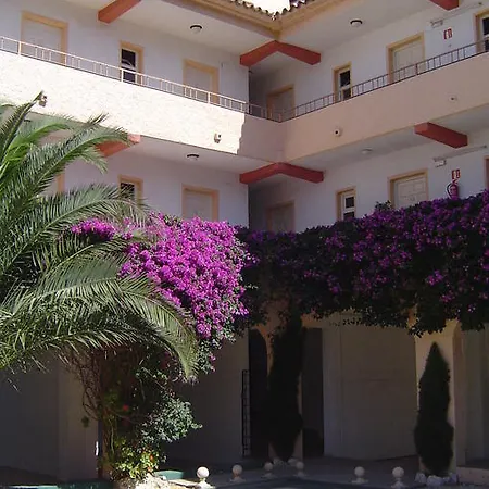 Hotel Rocinante