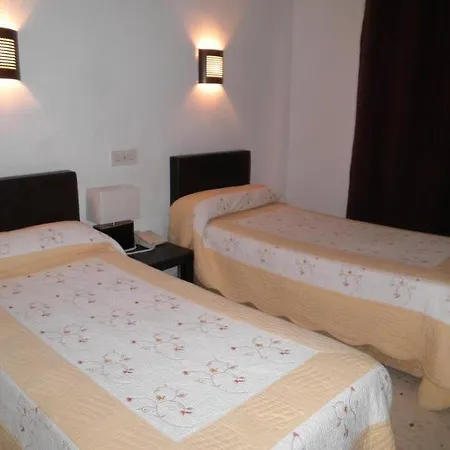 Rocinante Hotel 2*